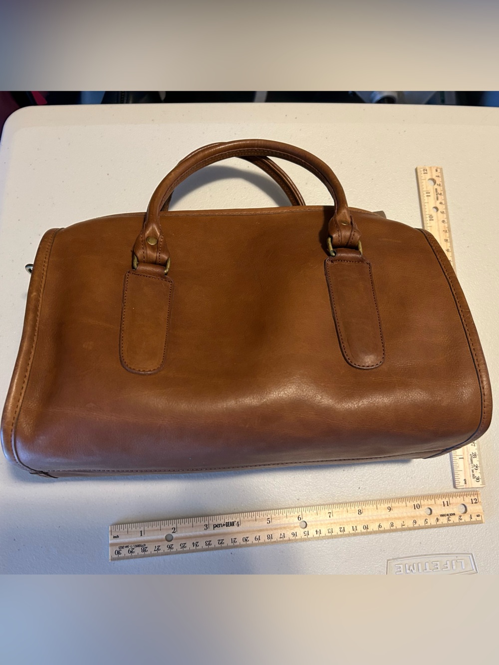 Coach Vintage Madison Satchel ERA 94’ glove tanned leather, zipper is broken! 😕